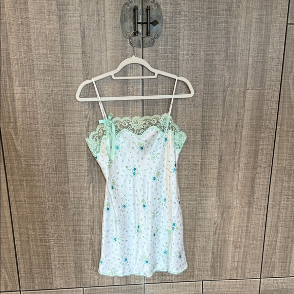 Victoria's Secret Other - Victoria's Secret Floral Lace Trim Slip Dress‎